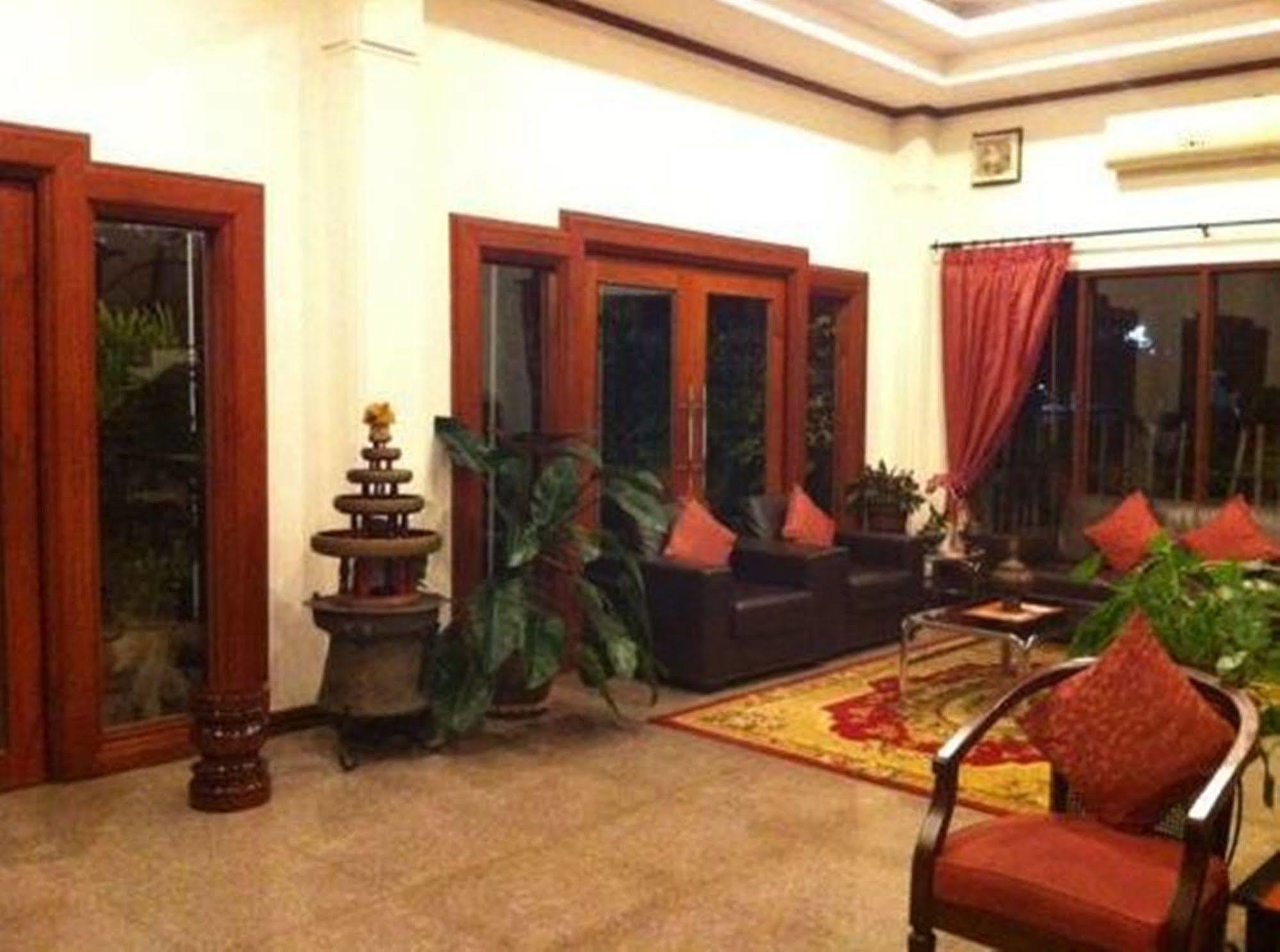 Vayakorn Inn В'єнтьян Екстер'єр фото